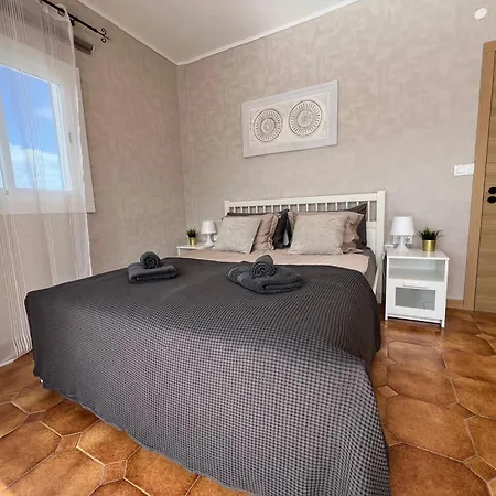 M & P - San Marcos アパート